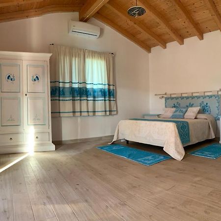 Tenute Venafiorita Loiri Porto San Paolo Экстерьер фото